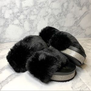 SHEIN Furry Slides